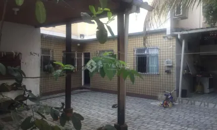 Casa com 3 quartos à venda na Rua Ouro Preto, Quintino Bocaiúva, Rio de Janeiro, 276 m2 por R$ 480.000
