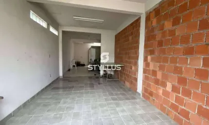 Casa à venda na Rua Cirne Maia, Cachambi, Rio de Janeiro, 321 m2 por R$ 490.000