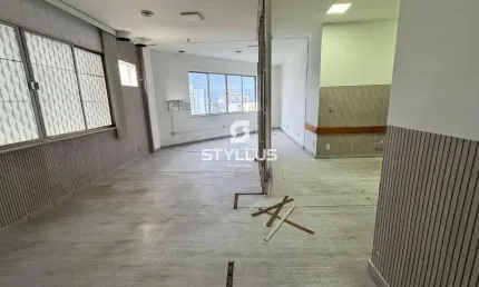 Sala comercial com 1 sala à venda na Rua Medina, Méier, Rio de Janeiro, 45 m2 por R$ 210.000