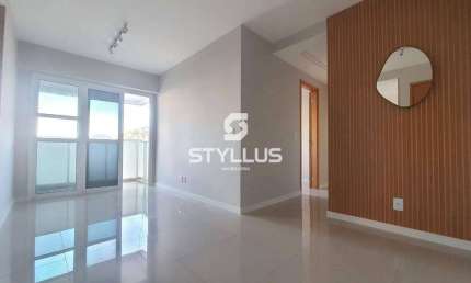Apartamento com 2 quartos à venda na Estrada Intendente Magalhães, Madureira, Rio de Janeiro, 52 m2 por R$ 265.000