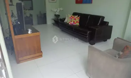 Casa em condomínio fechado com 3 quartos à venda na Rua Aguara, Inhaúma, Rio de Janeiro, 84 m2 por R$ 550.000