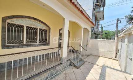 Casa com 3 quartos à venda na Rua Cristóvão Colombo, Cachambi, Rio de Janeiro, 147 m2 por R$ 630.000