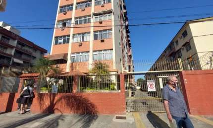 Apartamento com 2 quartos à venda na Rua Miguel Ângelo, Cachambi, Rio de Janeiro, 72 m2 por R$ 230.000