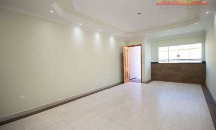 Venda | Sobrado com 250m², 3 dormitórios, 2 suítes, quintal com churrasqueira, 5 vagas, Nossa Senhora do Ó