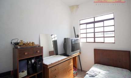 Venda | Sobrado com 4 Casas no Quintal, 2 Vagas, Moinho Velho, São Paulo/SP.