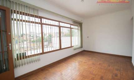 Venda | Sobrado 117m², 2 dormitórios, 2 terraços, quintal, 2 vagas, Vila Zulmira