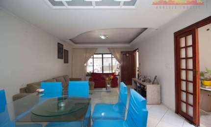 Venda | Sobrado com 200m², 3 dormitórios, 1 suíte, 2 vagas, Vila Portugal