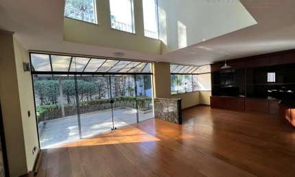 Venda | Sobrado 529²m, 5 dormitórios, 2 suítes, 7 vagas, City América, São Paulo/SP.