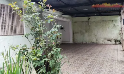 Venda | Casa Térrea 200m², 3 Dormitórios, edícula, 2 vagas, Vila Pereira Cerca
