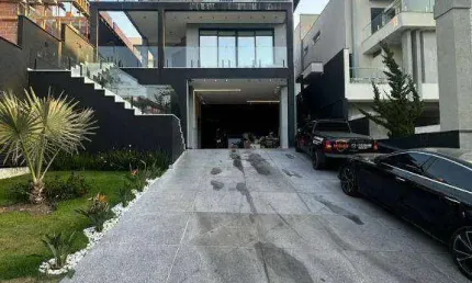 Casa com 3 dormitórios à venda, 300 m² por R$ 4.200.000,00 - Parque Residencial Itapeti - Mogi das Cruzes/SP