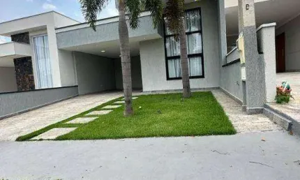 Casa com 2 dormitórios à venda, 163 m² por R$ 810.000 - Condomínio Santinon - Sorocaba/SP