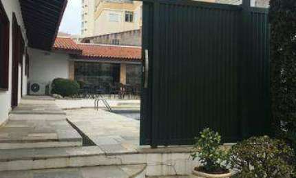 Casa com 3 dormitórios à venda, 300 m² por R$ 2.300.000,00 - Parque Campolim - Sorocaba/SP