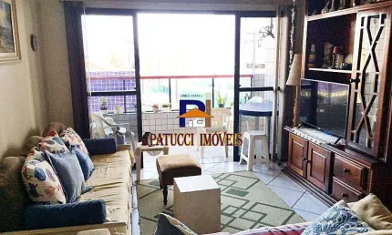 Ótima Localização! Apartamento a 50 Metros do Mar, Prédio com Piscina!