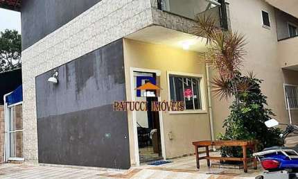 Sobrado em Condomínio Próximo ao Mar! Aceita Carro como Parte de Pagamento!
