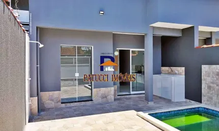 LINDA CASA NOVA COM PISCINA PÉ NA AREIA EM MONGAGUÁ!