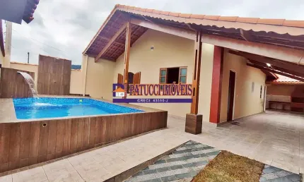 Casa Lote Inteiro - 3 Dormitórios e Piscina no Vera Cruz!