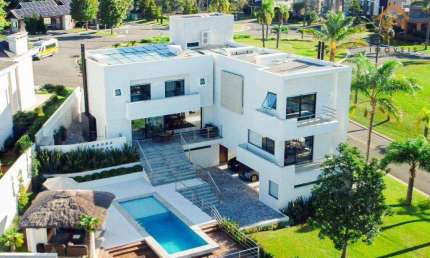 Casa com 4 dormitórios à venda, 540 m² por R$ 6.900.000,00 - Alphaville Graciosa - Pinhais/PR