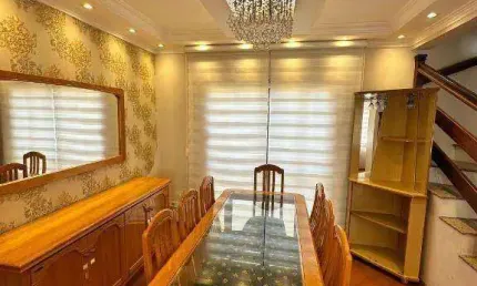 Sobrado com 3 quartos à venda, 137 m² por R$ 685.000 - Jardim das Américas - Curitiba/PR