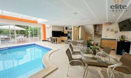 Casa com 4 quartos à venda, 704 m² por R$ 6.800.000 - Alphaville Graciosa - Pinhais/PR