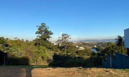 Terreno à venda no condomínio Fazenda Serra Azul II