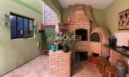 Casa Com 4 Dormitórios À Venda, 204 M² no Eloy Chaves - Jundiaí/Sp