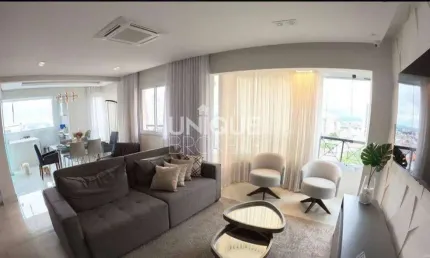 Cobertura com 4 quartos para alugar na Avenida Nove de Julho, 3351, Anhangabaú, Jundiaí