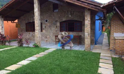 Casa com 3 dormitórios à venda, 450 m² por R$ 1.080.000,00 - Lagoinha - Ubatuba/SP