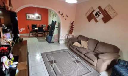 Casa com 3 quartos à venda na Rua Nilo Peçanha, --, Jardim Danúbio, Jundiaí