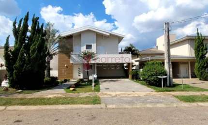 CASA À VENDA NO CONDOMÍNIO RESERVA DA SERRA EM JUNDIAÍ/SP