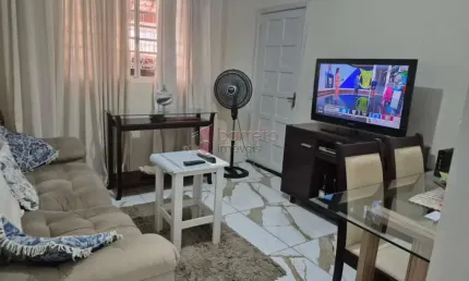 CASA COM 2 DORMITÓRIOS À VENDA NA VILA HORTOLÂNDIA EM JUNDIAÍ/SP