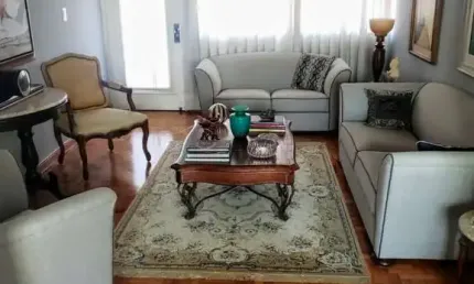 CASA SOBRADO PARA VENDA E LOCAÇÃO NO CENTRO DA CIDADE DE JUNDIAÍ -SP.