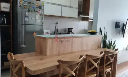 Apartamento à venda no condomínio bosque dos juritis no bairro medeiros em jundiaí/sp
