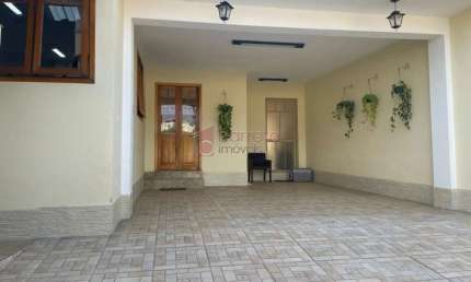 CASA SOBRADO COM 03 DORMITÓRIOS À VENDA NO JARDIM SANTA ADELAIDE - JUNDIAÍ/SP
