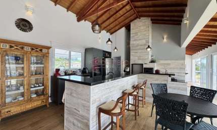 CASA TÉRREA À VENDA NO CONDOMÍNIO VIVENDAS DO JAPI - MEDEIROS - JUNDIAÍ/SP