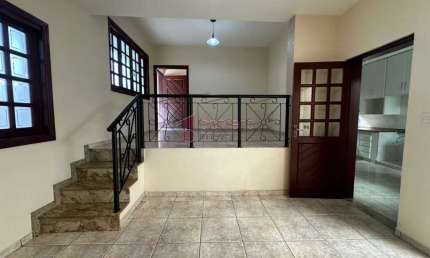 CASA TÉRREA PARA VENDA OU LOCAÇÃO NO BAIRRO JARDIM FLORESTAL EM JUNDIAÍ/SP