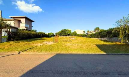 TERRENO PLANO À VENDA NO CONDOMÍNIO COLINAS DE INHANDJARA EM ITUPEVA/SP