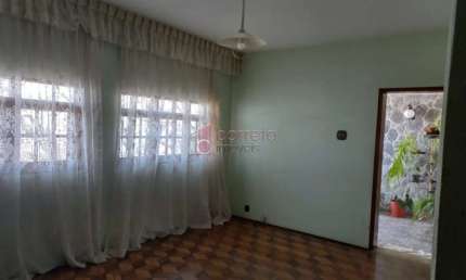 Casa com Edicula para LOCAÇÃO ou VENDA em Jundiaí SP bairro Vianelo 283m² (em frente ao Mercadão Municipal)