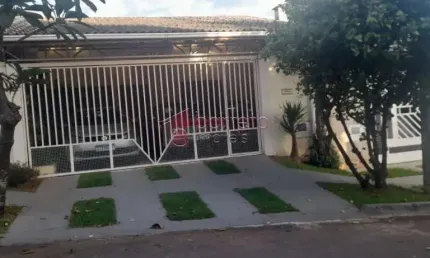 Casa térrea à venda no bairro jardim sarapiranga em jundiaí/sp