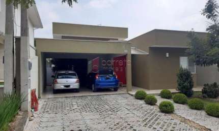 CASA COM 3 DORMITÓRIOS À VENDA NO CONDOMÍNIO PICOLLO VILLAGGIO EM LOUVEIRA/SP