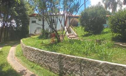 CHÁCARA COM 03 DORMITÓRIOS À VENDA NO BAIRRO DO ENGORDADOURO EM JUNDIAÍ/SP