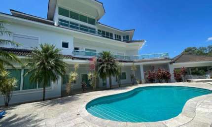 CASA COM 1.033 M² DE TERRENO À VENDA NO CONDOMÍNIO PARADISE EM CABREÚVA/SP