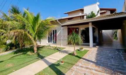 BELISSÍMA CASA À VENDA NO CONDOMÍNIO VILLAGGIO CAPRICCIO EM LOUVEIRA/SP
