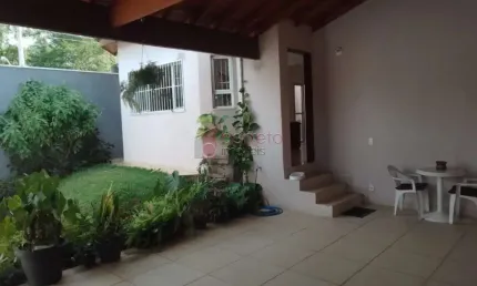 Casa térrea à venda no parque santa isabel em itupeva -sp