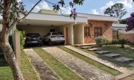 Linda Casa Térrea em condominio Piccolo Villagio - Centro - Louveira - SP