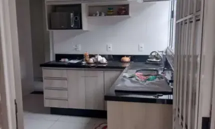 CASA À VENDA COM 3 QUARTOS-  BAIRRO ALMERINDA CHAVES - JUNDIAÍ/SP
