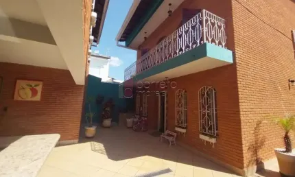 CASA À VENDA NO BAIRRO VILA NOVA ESPERIA - RETIRO - JUNDIAÍ/SP