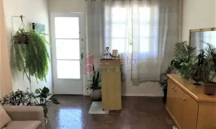 CASA À VENDA NO BAIRRO JARDIM MESSINA EM JUNDIAÍ - SP