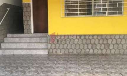 Casa para locação 02 Dormitórios, 02 vagas de garagem cobertas.