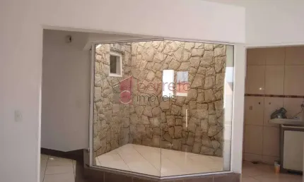 SOBRADO PARA VENDA OU LOCAÇÃO NO BAIRRO ALMERINDA CHAVES - JUNDIAÍ/SP