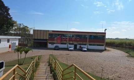 ÁREA COM GALPÃO À VENDA - DISTRITO INDUSTRIAL - CABREÚVA/SP